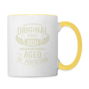 12 Jahre Glück: 2011 Geburtstag - Tasse zweifarbig - Weiß/Gelb - Rechts
