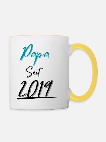 Papa seit 2019 - Tasse zweifarbig - Weiß/Gelb
