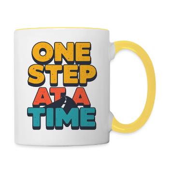 One Step at a Time Retro Motivational Design - Contrasting Mug - white/yellow - Right