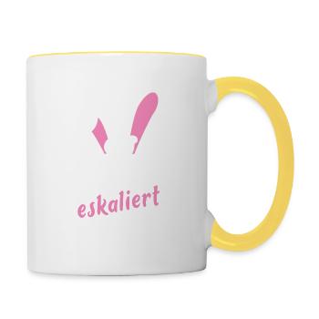 Es eskaliert eh, Ski, Apres Ski, Skiurlaub, Gaudi - Tasse zweifarbig - Weiß/Gelb - Rechts