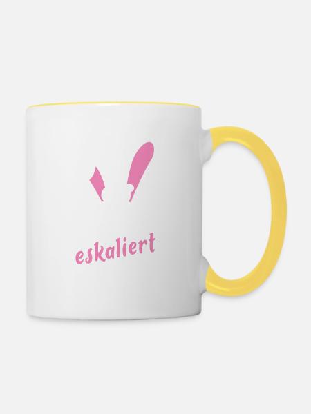 Es eskaliert eh, Ski, Apres Ski, Skiurlaub, Gaudi - Tasse zweifarbig - Weiß/Gelb