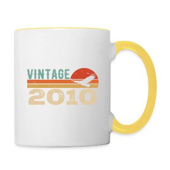 Vintage 2010 Retro 2010 Birthday Gift - Contrasting Mug - white/yellow - Right