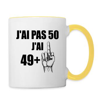 J'ai pas 50 j'ai 49+1 t-shirt anniversaire 50 ans - Mug contrasté - blanc/jaune - Droite