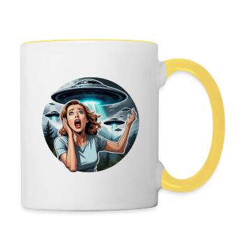 Alien UFO Invasion: Woman in panic - Contrasting Mug - white/yellow - Right