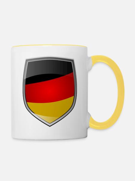 Shield with German Flag - Tasse zweifarbig - Weiß/Gelb