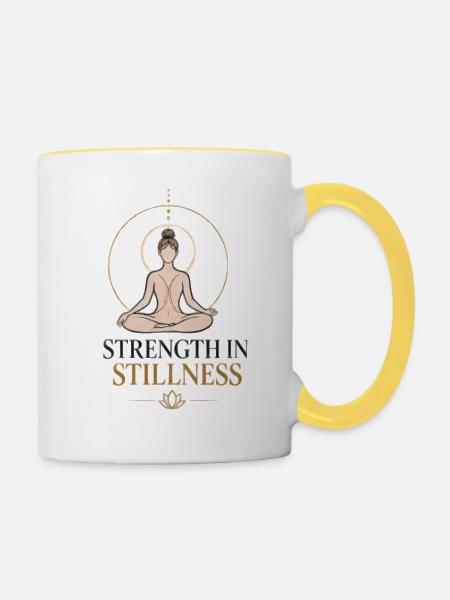 Kraft in der Stille - Tasse zweifarbig - Weiß/Gelb