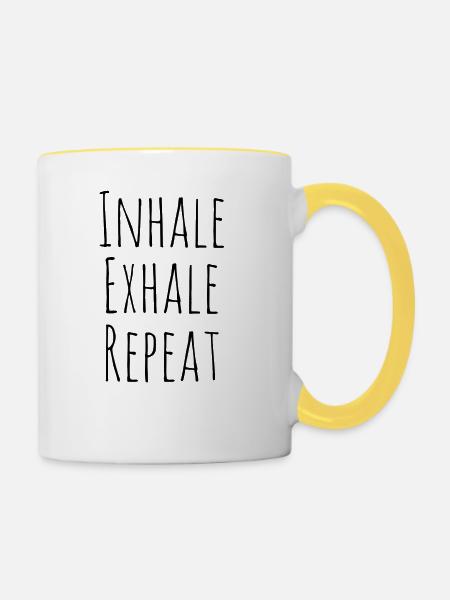 Inhale exhale repeat - Tasse zweifarbig - Weiß/Gelb