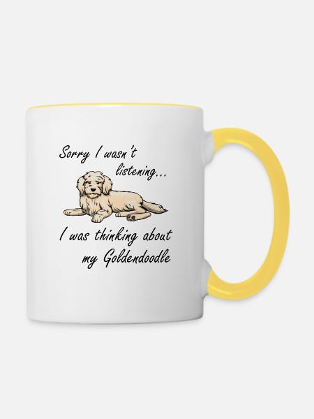 Goldendoodle : dicton ironique Chiot Propriétaire - Mug contrasté - blanc/jaune
