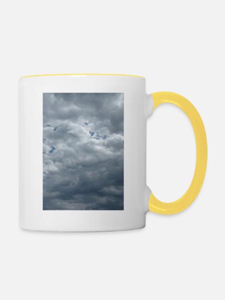 Stürmischer Himmel - Tasse zweifarbig - Weiß/Gelb