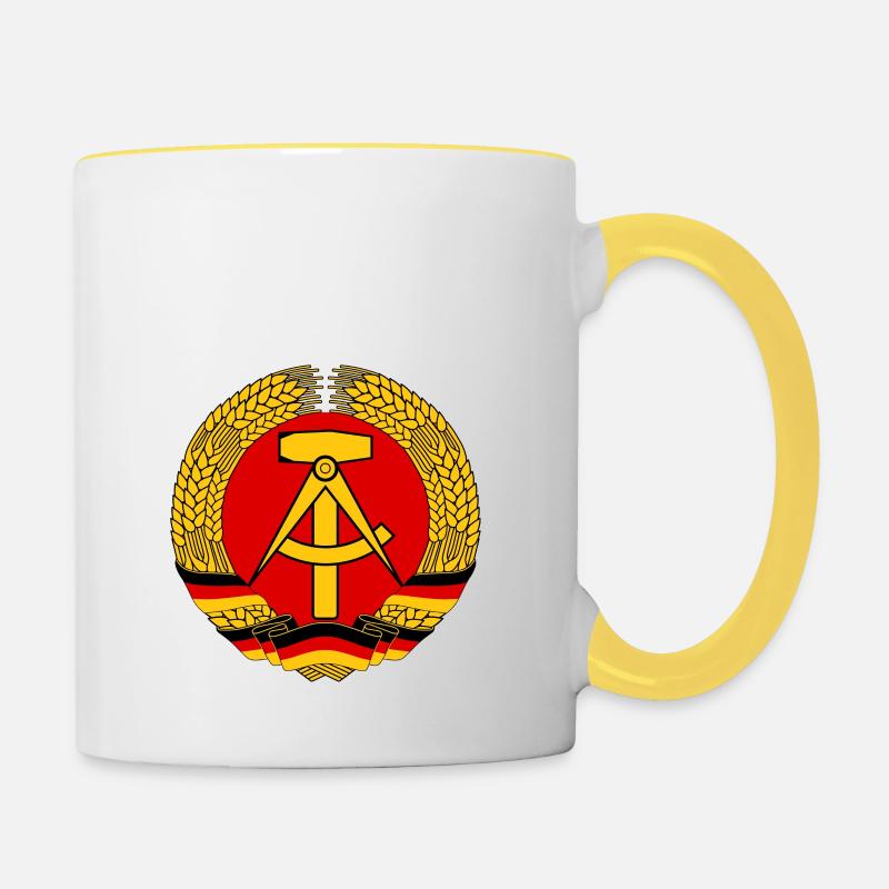 Manteau RDA des bras avec des lettres blanches - Mug contrasté - blanc/jaune