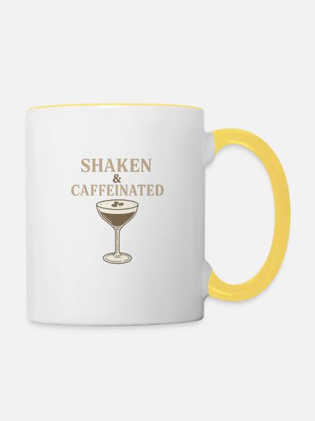 Shaken & Caffeinated - Tasse zweifarbig - Weiß/Gelb