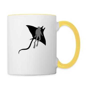 2 freunde taucher zusammen tauchen stachelrochen s - Tasse zweifarbig - Weiß/Gelb - Rechts