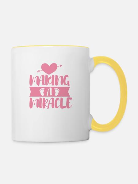 Making a miracle - Tasse zweifarbig - Weiß/Gelb