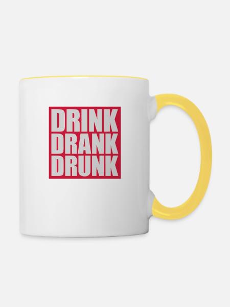 drink drank drunk Zitat - Tasse zweifarbig - Weiß/Gelb