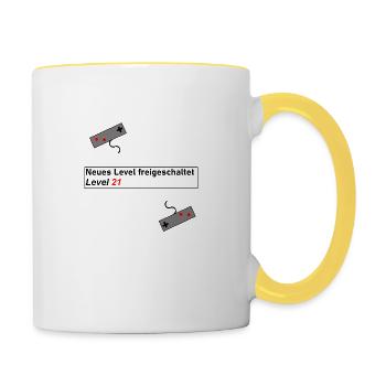 Gaming Level Up Geburtstag Geschenk Geschenkidee - Tasse zweifarbig - Weiß/Gelb - Rechts