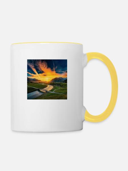 Landschaft mit Sonnenuntergang - Tasse zweifarbig - Weiß/Gelb