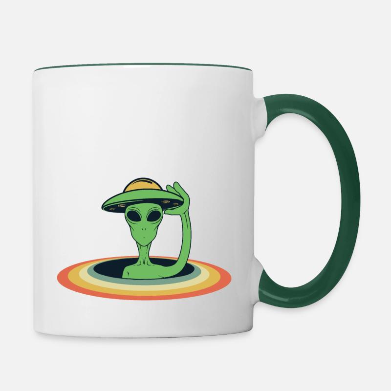 alien hat - Contrasting Mug - white/dark green