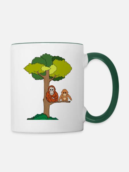Orang-Utans sitzen in Baum - Tasse zweifarbig - Weiß/Dunkelgrün