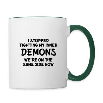 J’ai arrêté de combattre mes démons intérieurs - Mug contrasté - blanc/vert foncé - Droite