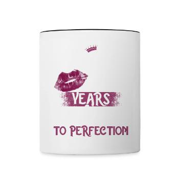 Fille de 70 ans 70 bday Queen 70 anniversaire - Mug contrasté - blanc/noir - Devant