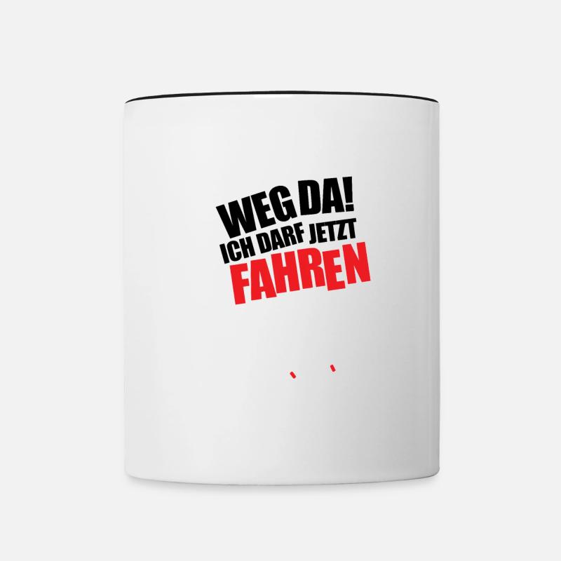 Novice driver gift tshirt - Contrasting Mug - white/black