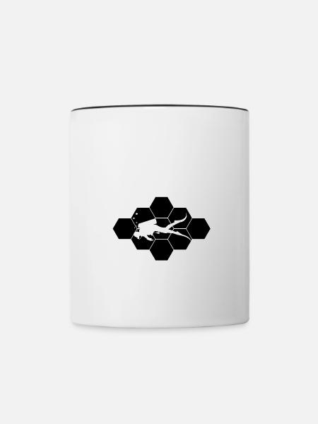 Taucher im schicken Tauchdesign - Tasse zweifarbig - Weiß/Schwarz