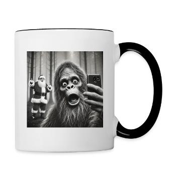 Bigfoot & Santa really exists Selfie Christmas - Tasse zweifarbig - Weiß/Schwarz - Rechts