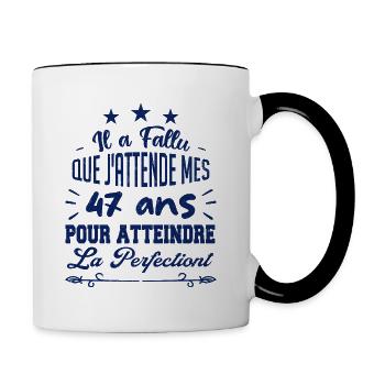 47 ans / perfection - Mug contrasté - blanc/noir - Droite
