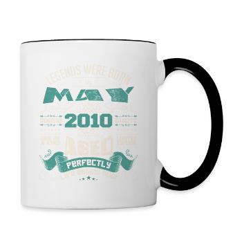 Legends wurden im Mai 2010 geboren | Limitierte Auflage - Tasse zweifarbig - Weiß/Schwarz - Rechts