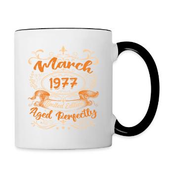 März 1977 | Perfekt gealtert - Tasse zweifarbig - Weiß/Schwarz - Rechts