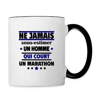 un homme qui court un marathon - Mug contrasté - blanc/noir - Droite