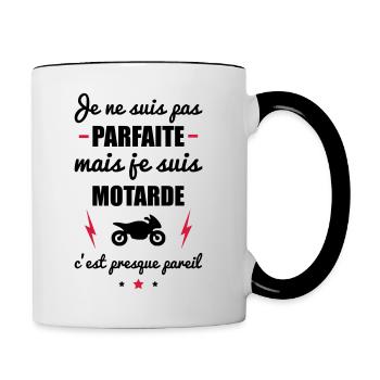 pas parfaite mais moto, idée cadeau motarde - Mug contrasté - blanc/noir - Droite