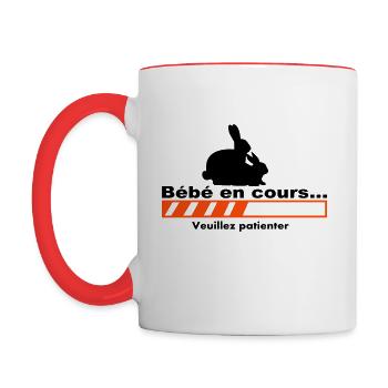 Tee Shirt Drôle | bébé en cours veuillez patienter - Mug contrasté - blanc/rouge - Gauche