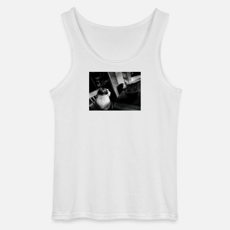 Schwarze Katze und Kaffeetasse - Gildan Männer Tank Top - Weiß