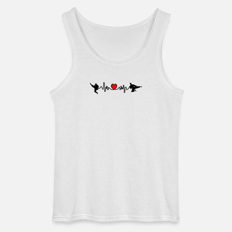 Karate Cardio oder Herzfrequenz mit Karate-Kicks - Gildan Männer Tank Top - Weiß