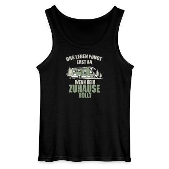 Leben fängt an, wenn Zuhause rollt - Gildan Männer Tank Top - Schwarz - Vorne - AI Model Male 185 dark (185cm)