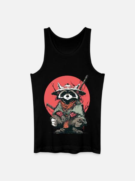 Waschbär-Samurai in Red Moon - Männer Bio Tank Top - Schwarz