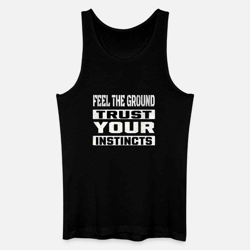 trust your instincts - Männer Bio Tank Top - Schwarz