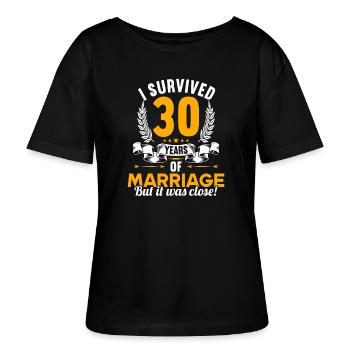 Ich habe 30 Jahre Ehe überlebt 30.Hochzeitstag - Stanley/Stella Relaxed Rundhals Frauen Bio-T-Shirt SERENA - Schwarz - Vorne - Anna (173cm)