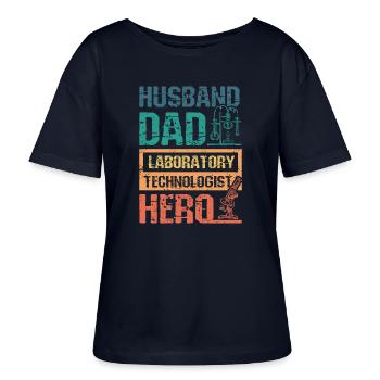 Husband dad laboratory technologist hero - Stanley/Stella Relaxed Rundhals Frauen Bio-T-Shirt SERENA - Navy - Vorne - Anna (173cm)