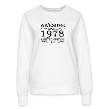 1978 - Born 1978 - Women’s Sweatshirt - white - Front - AI Model Female 172 dark (172cm)