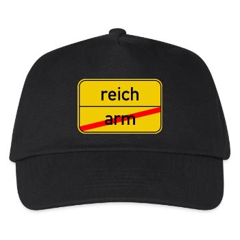Ortsschild arm - reich - Kinder Basecap - Schwarz - Vorne