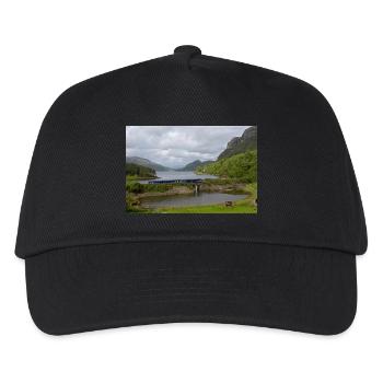 ScotRail train passing Scottish Loch - Kids’ Baseball Cap - black - Front