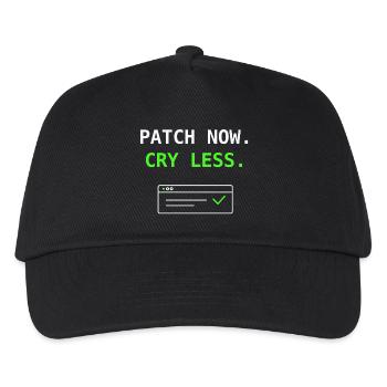 Patch Now Cry Less IT Security Update Humor Shirt! - Kinder Basecap - Schwarz - Vorne