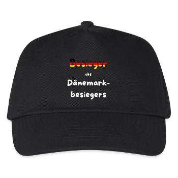 Handball EM 2026 - Besieger des Dänemarkbesiegers - Kinder Basecap - Schwarz - Vorne
