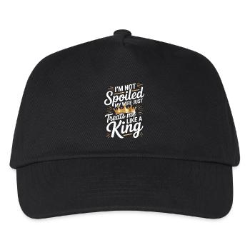 Nicht verwöhnt, meine Frau behandelt wie ein König - Kinder Basecap - Schwarz - Vorne