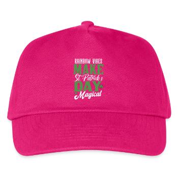 Regenbogen-Vibes machen den St. Patricks Day magisch - Kinder Basecap - Fuchsia - Vorne