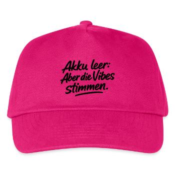 Akku leer: Aber die Vibes stimmen. - Kinder Basecap - Fuchsia - Vorne