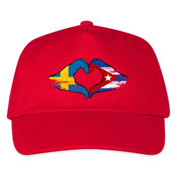 Schweden Kuba Flagge Herz Hände used - Kinder Basecap - Rot - Vorne