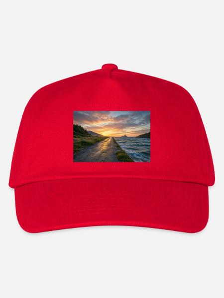 Sonnenuntergang auf dem Küstenweg - Kinder Basecap - Rot
